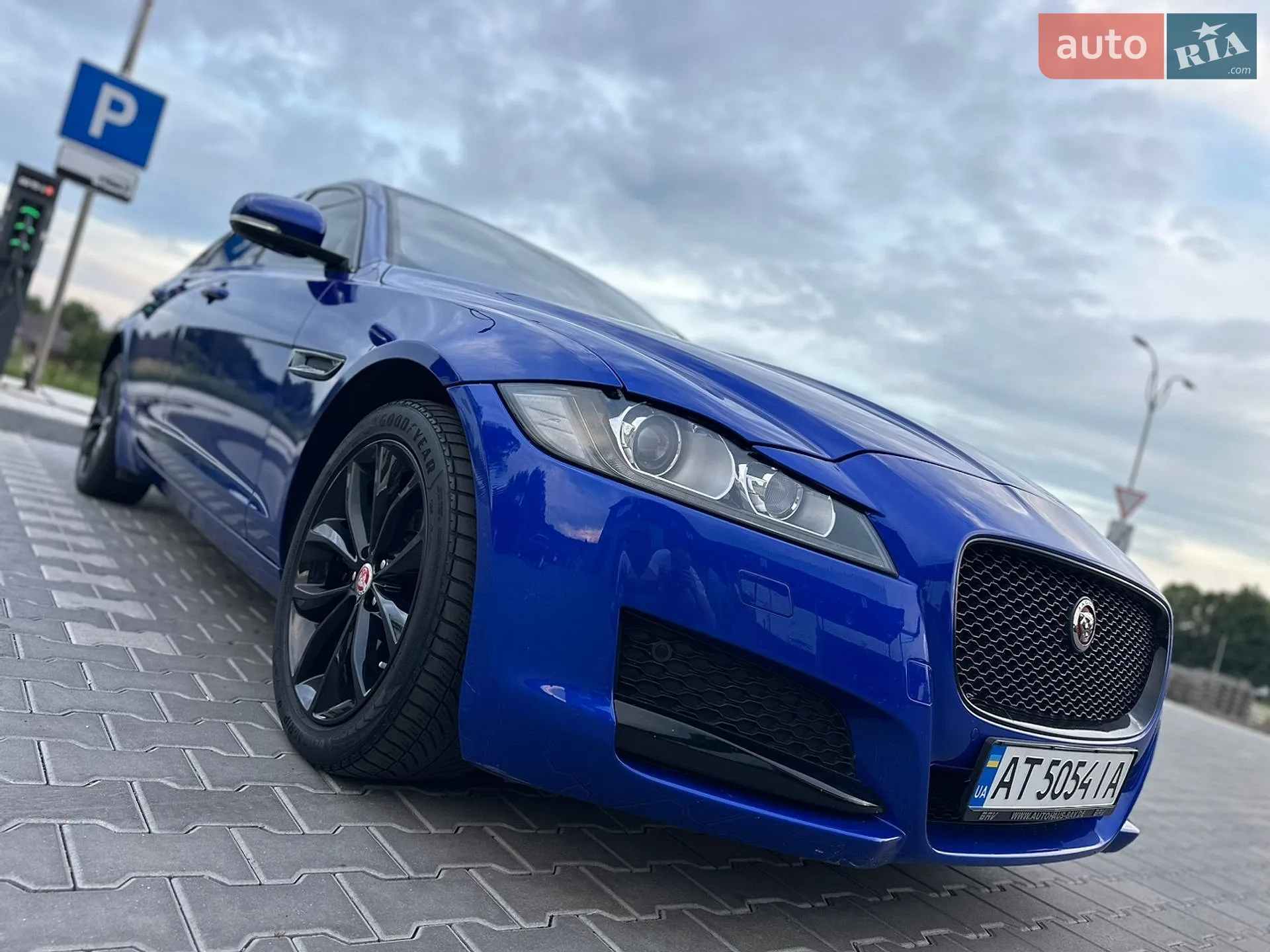 2016 Jaguar XF - мініатюра 14