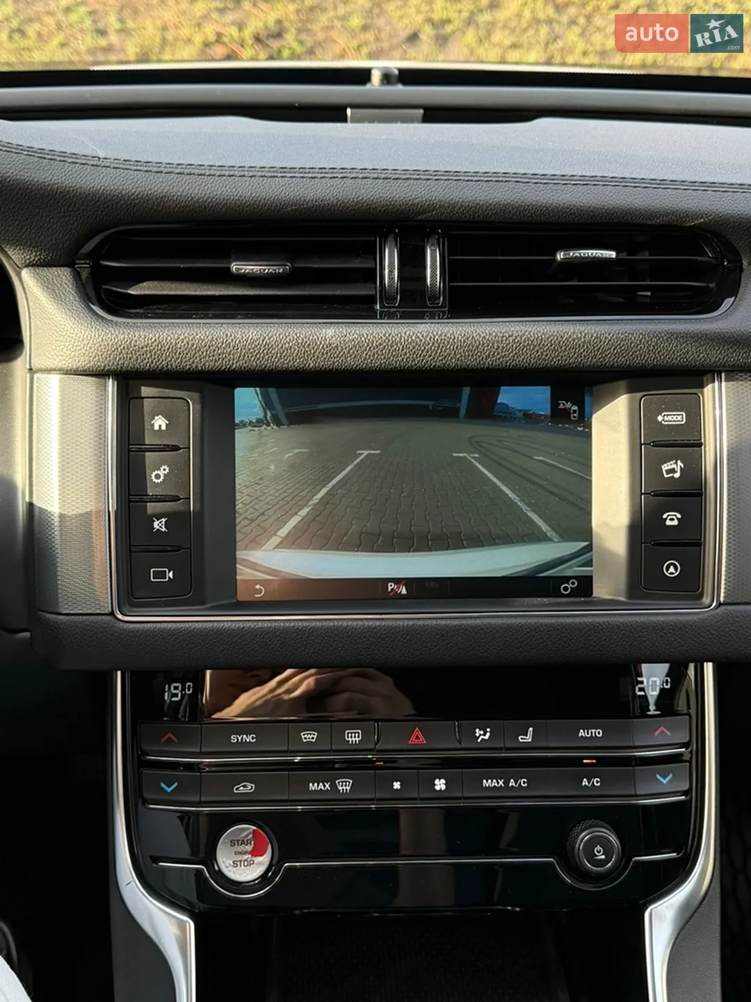 2018 Jaguar XF - мініатюра 7