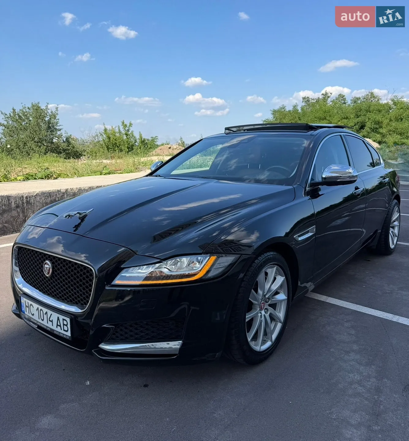2016 Jaguar XF - мініатюра 3