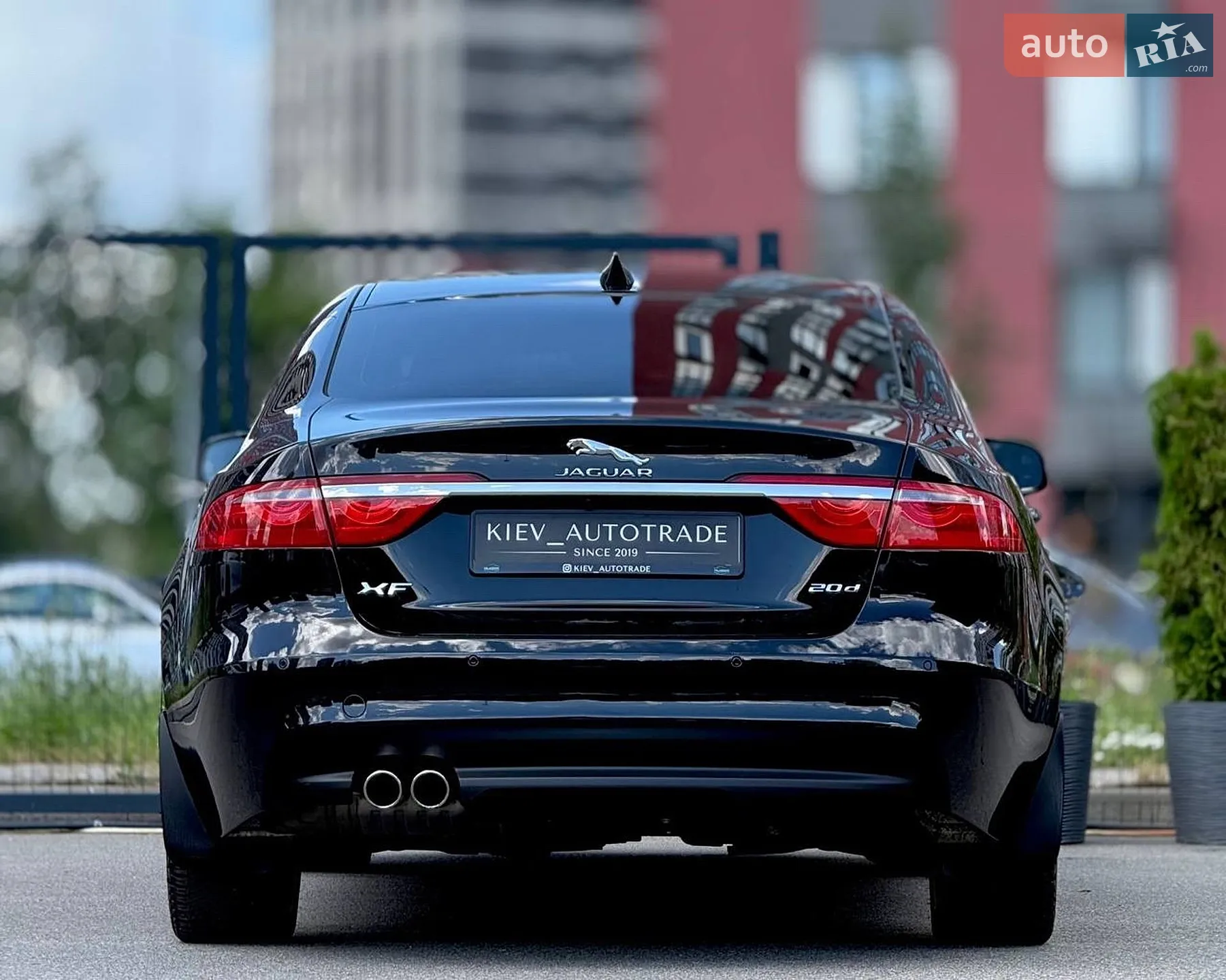 2016 Jaguar XF - мініатюра 14