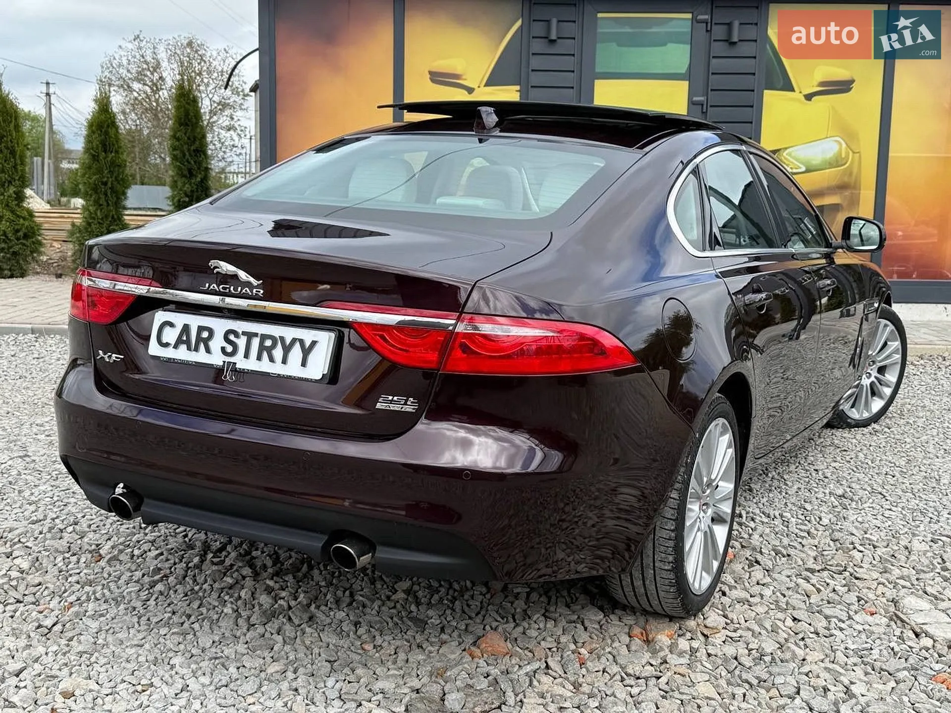 2018 Jaguar XF - мініатюра 4