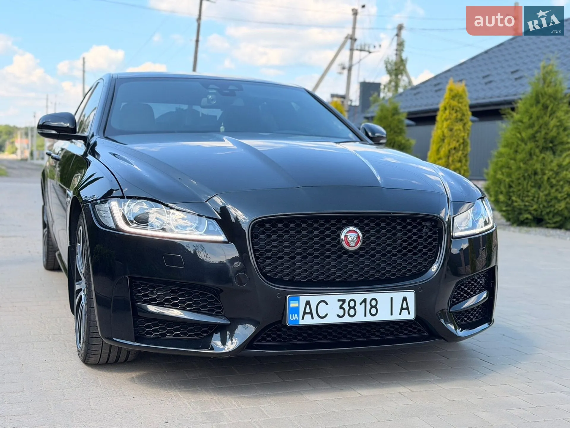 2016 Jaguar XF - мініатюра 8