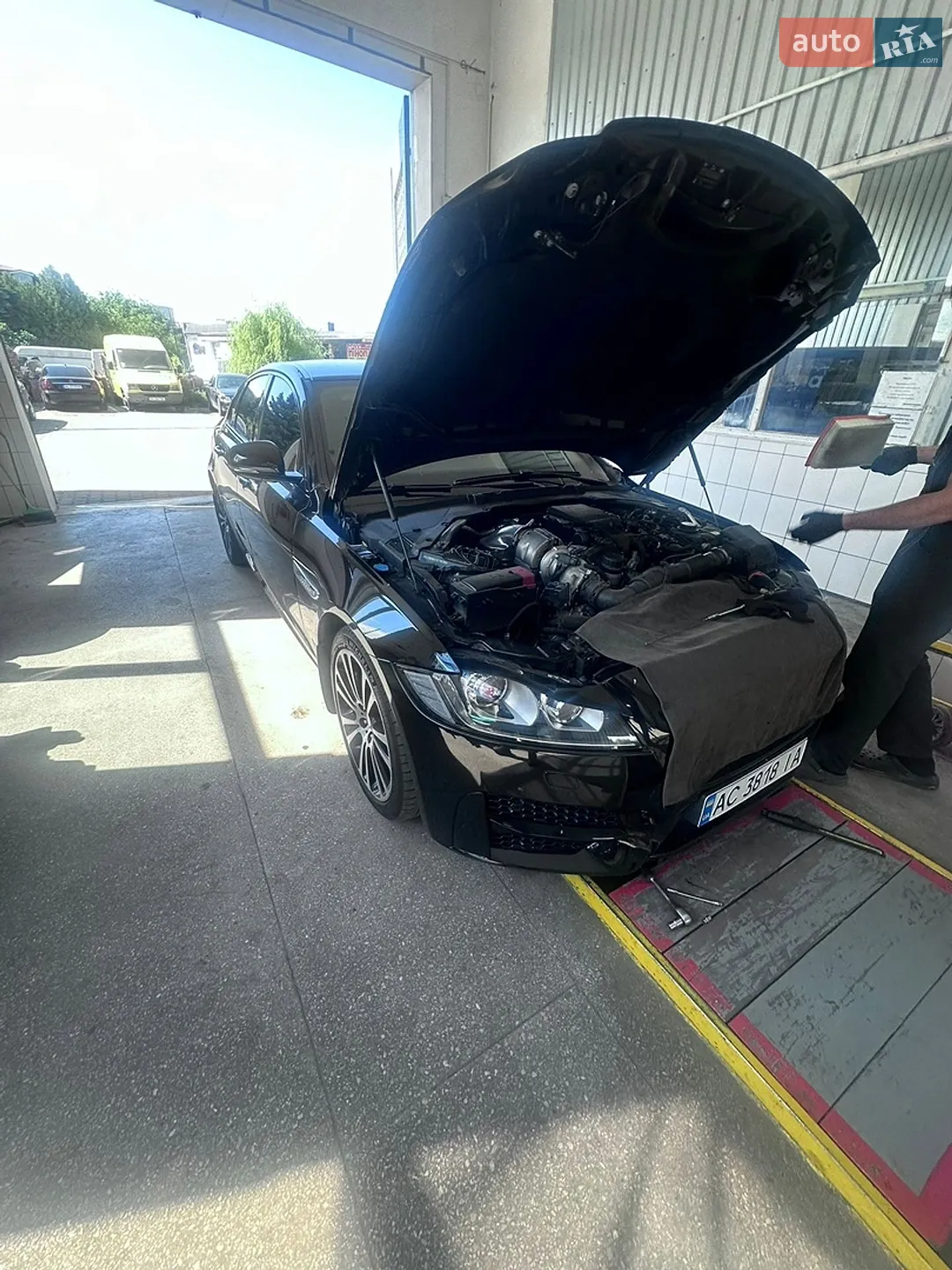 2016 Jaguar XF - мініатюра 19