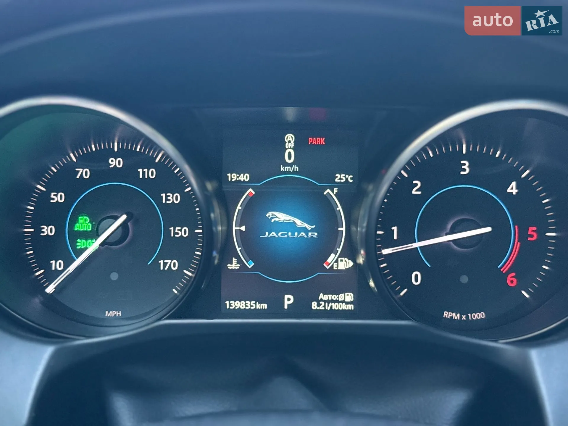 2016 Jaguar XF - мініатюра 23
