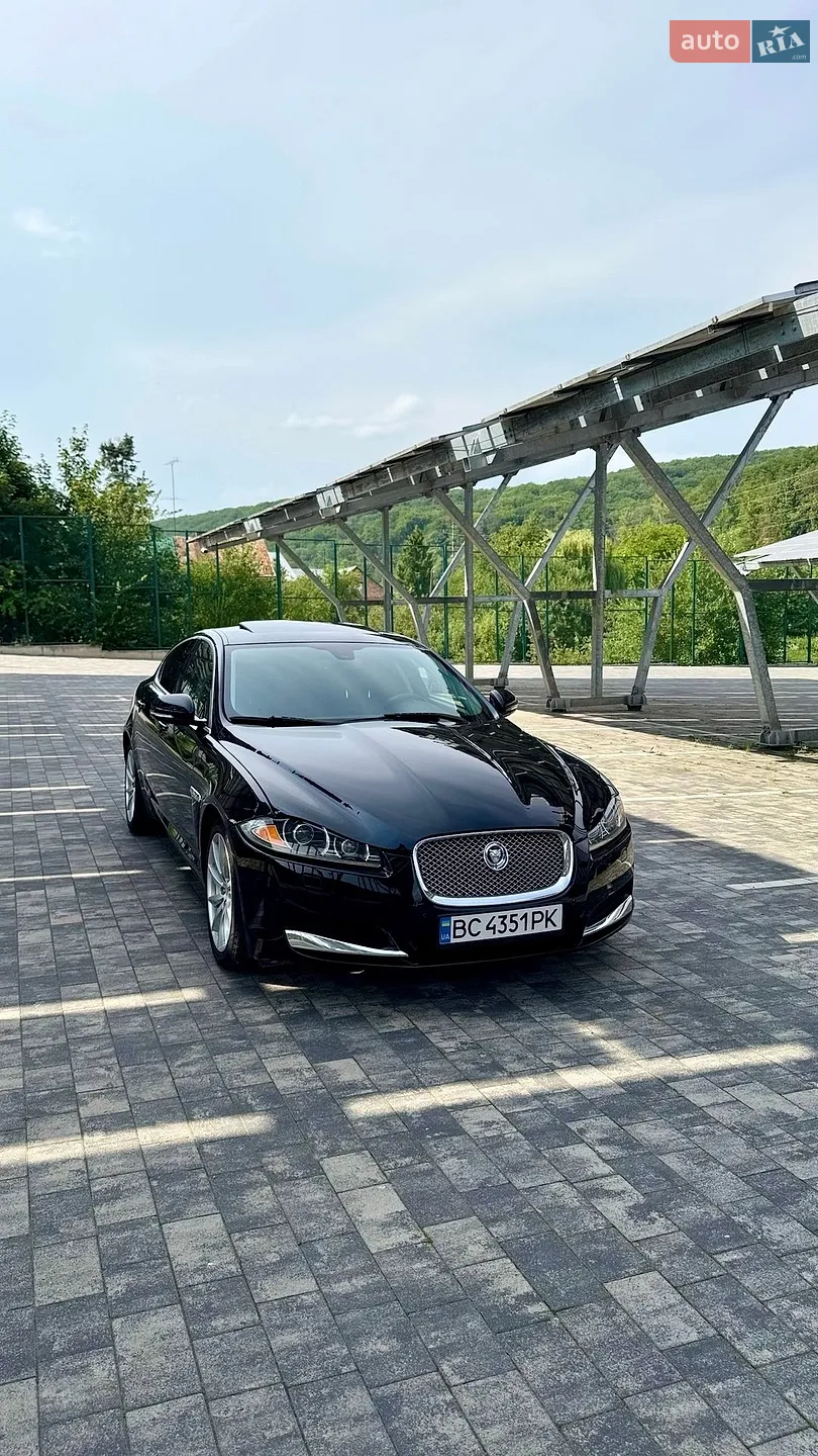 2013 Jaguar XF - мініатюра 2