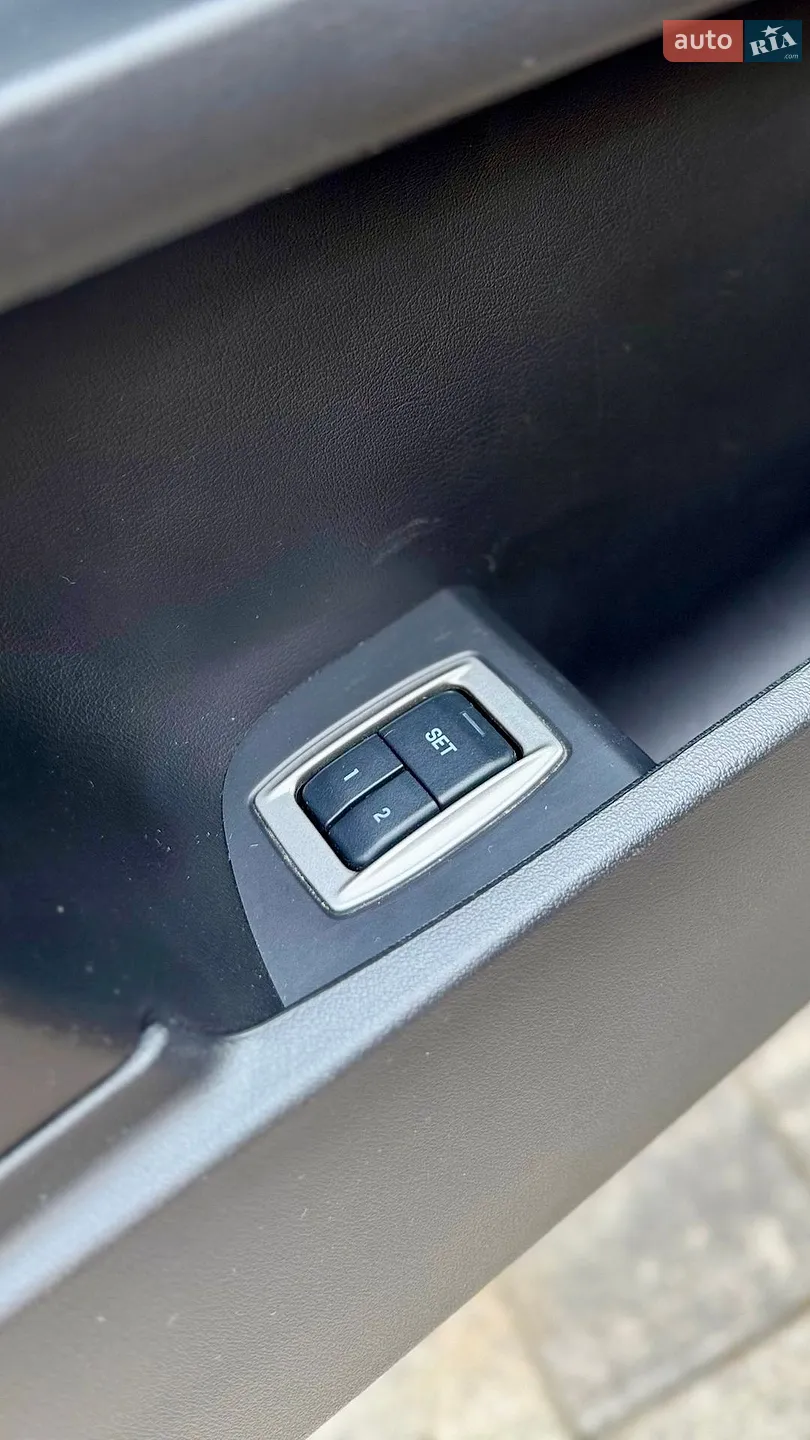 2013 Jaguar XF - мініатюра 18