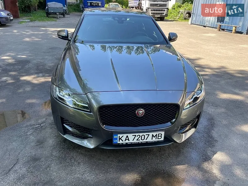 Jaguar XF 2018