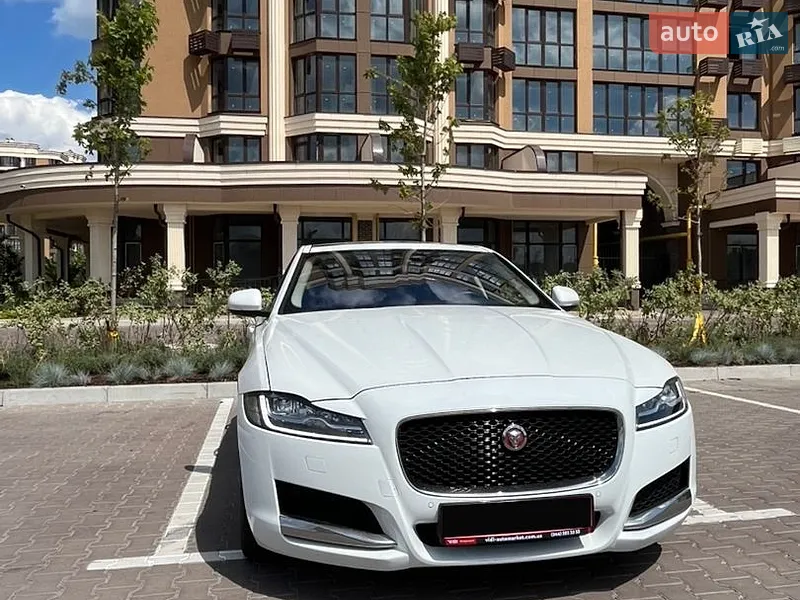 Jaguar XF 2016