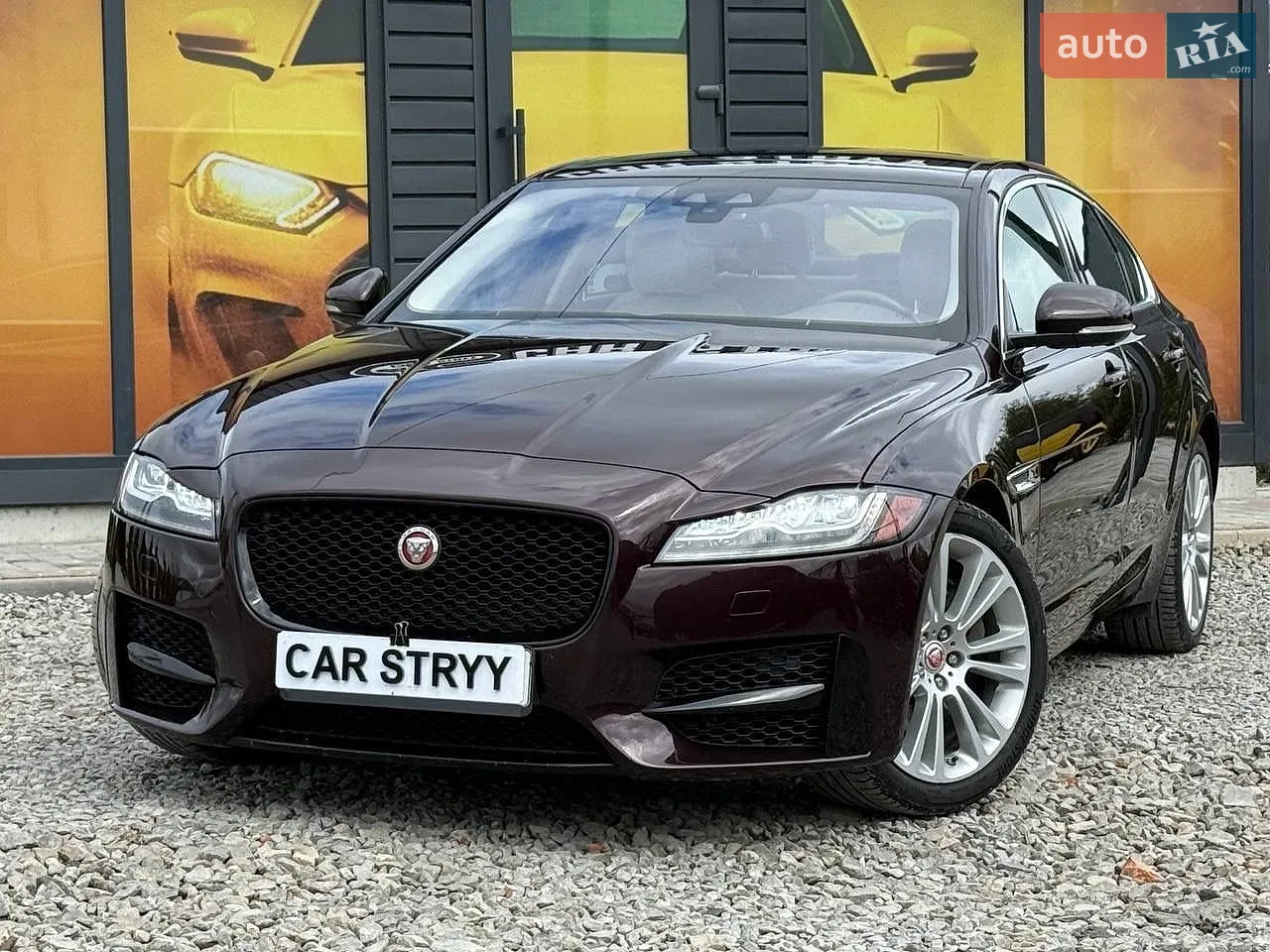 2018 Jaguar XF - фото 1