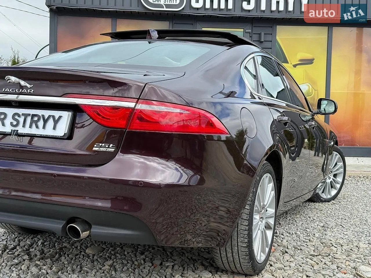 2018 Jaguar XF - мініатюра 21
