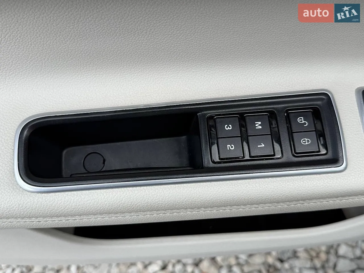 2018 Jaguar XF - мініатюра 48