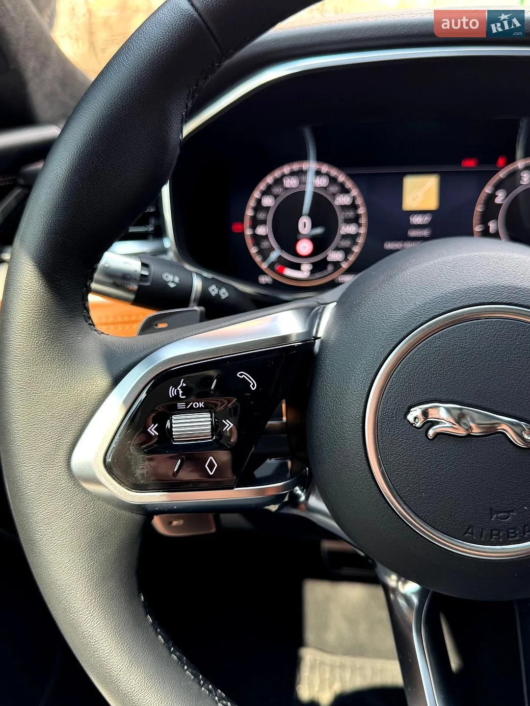 2023 Jaguar XF - мініатюра 32