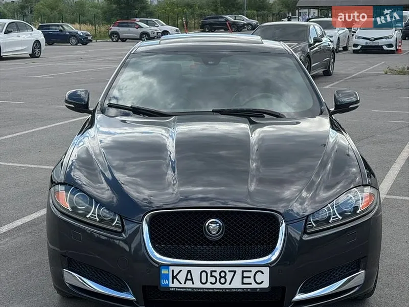 Jaguar XF 2013