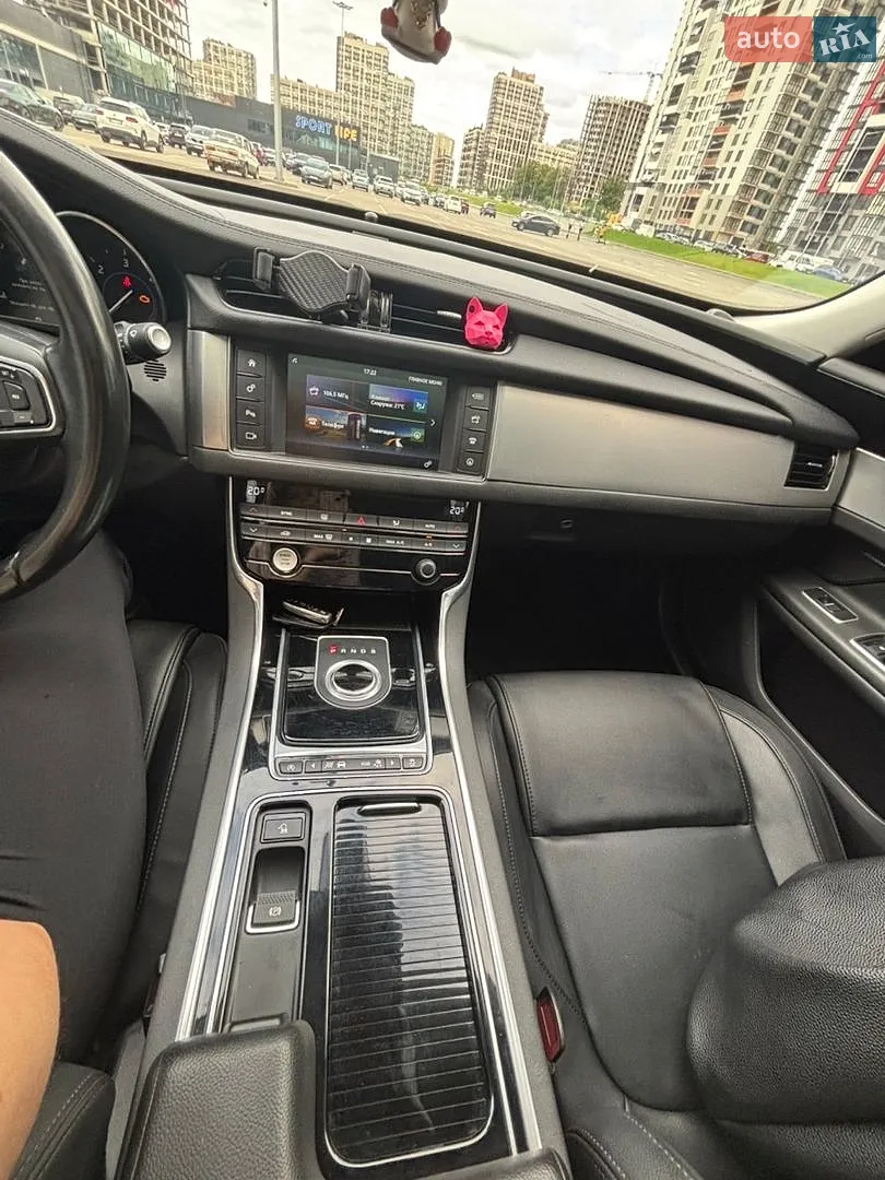 2016 Jaguar XF - мініатюра 7