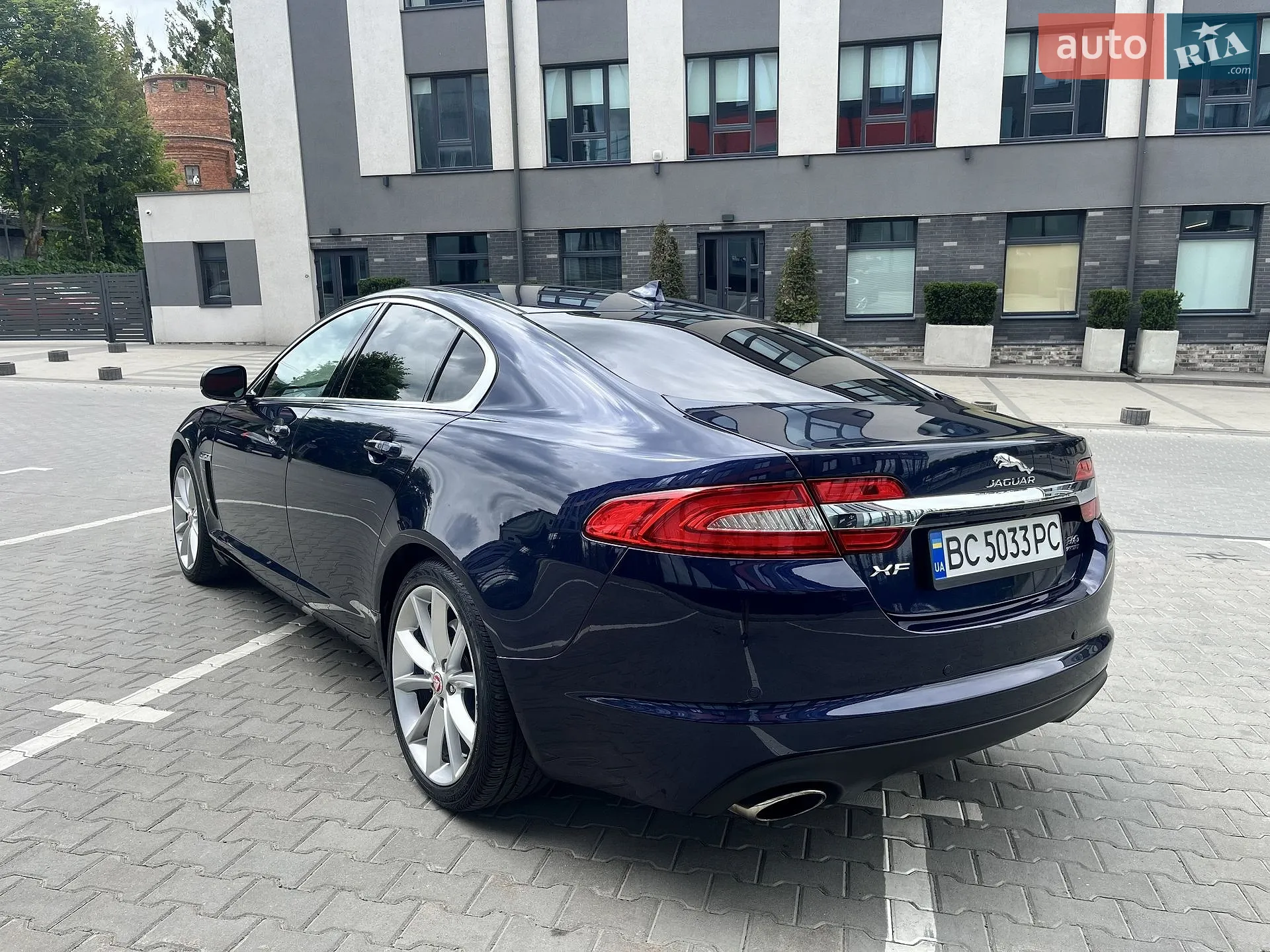 2014 Jaguar XF - мініатюра 3