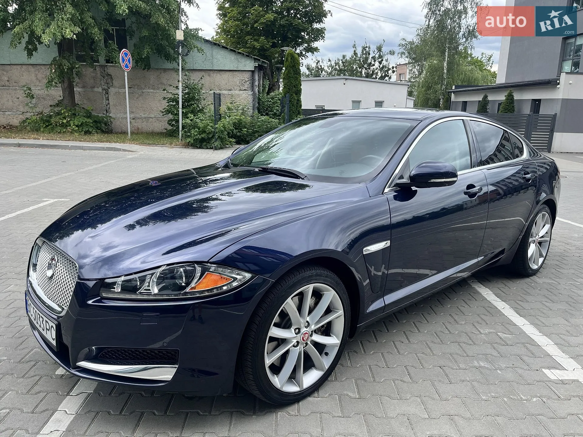 2014 Jaguar XF - мініатюра 11
