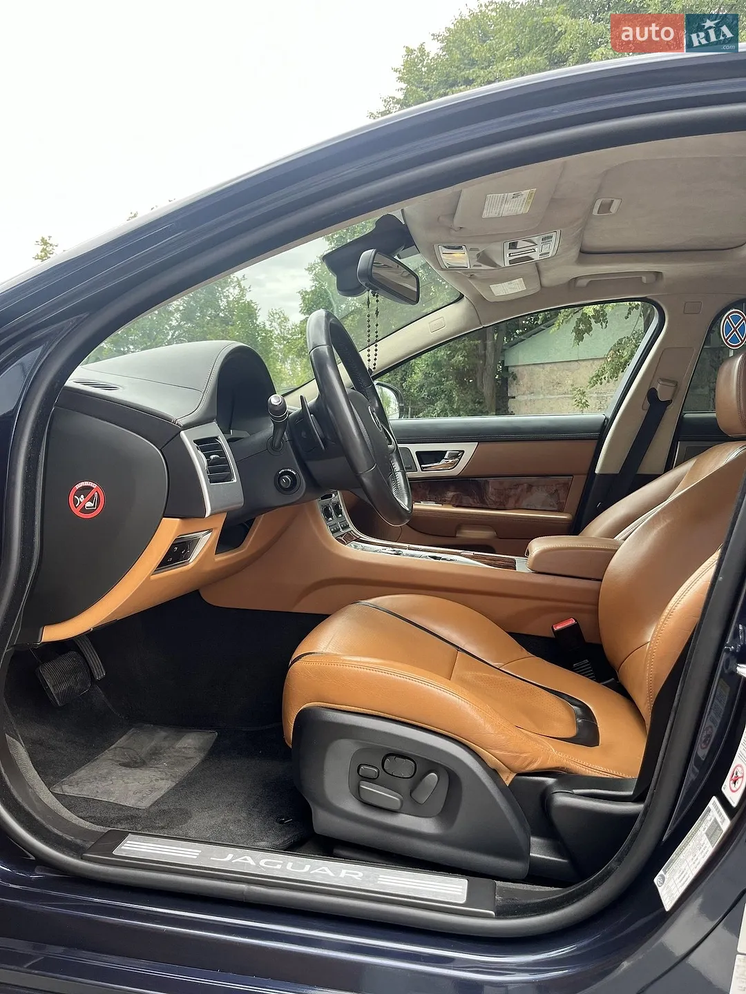 2014 Jaguar XF - мініатюра 21