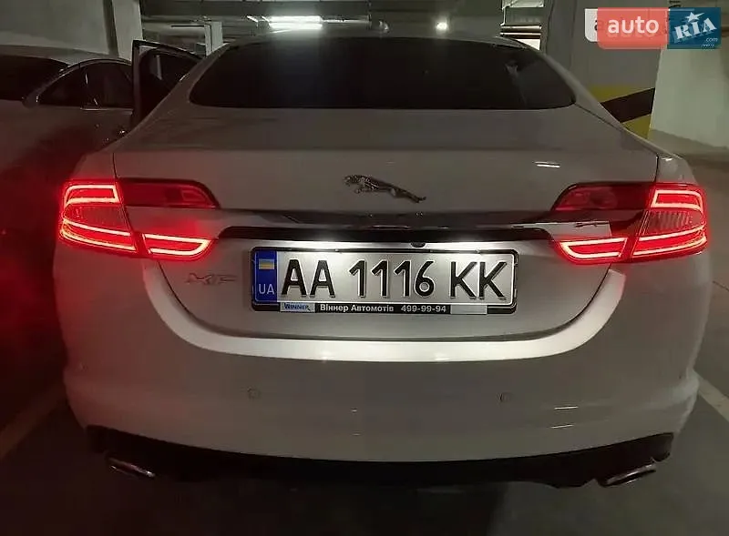 2012 Jaguar XF - мініатюра 8