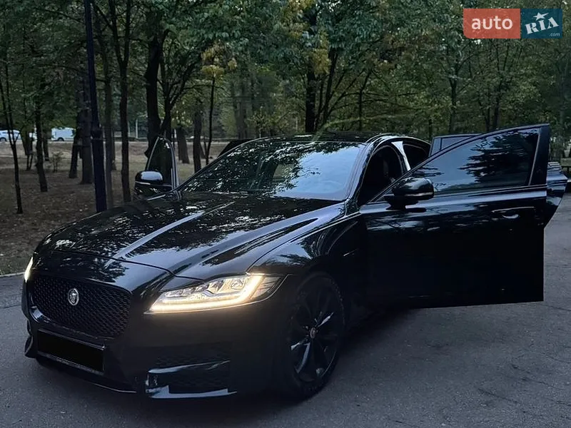 Jaguar XF 2019