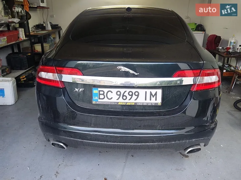 Jaguar XF 2010