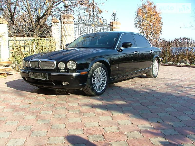 Седан Jaguar XJ 2005 в Николаеве