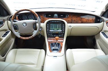 Седан Jaguar XJ 2006 в Киеве