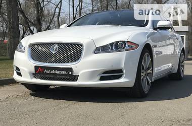 Седан Jaguar XJ 2013 в Києві