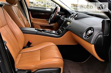 Седан Jaguar XJ 2015 в Києві