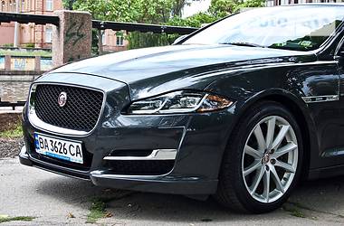 Седан Jaguar XJ 2017 в Кропивницком
