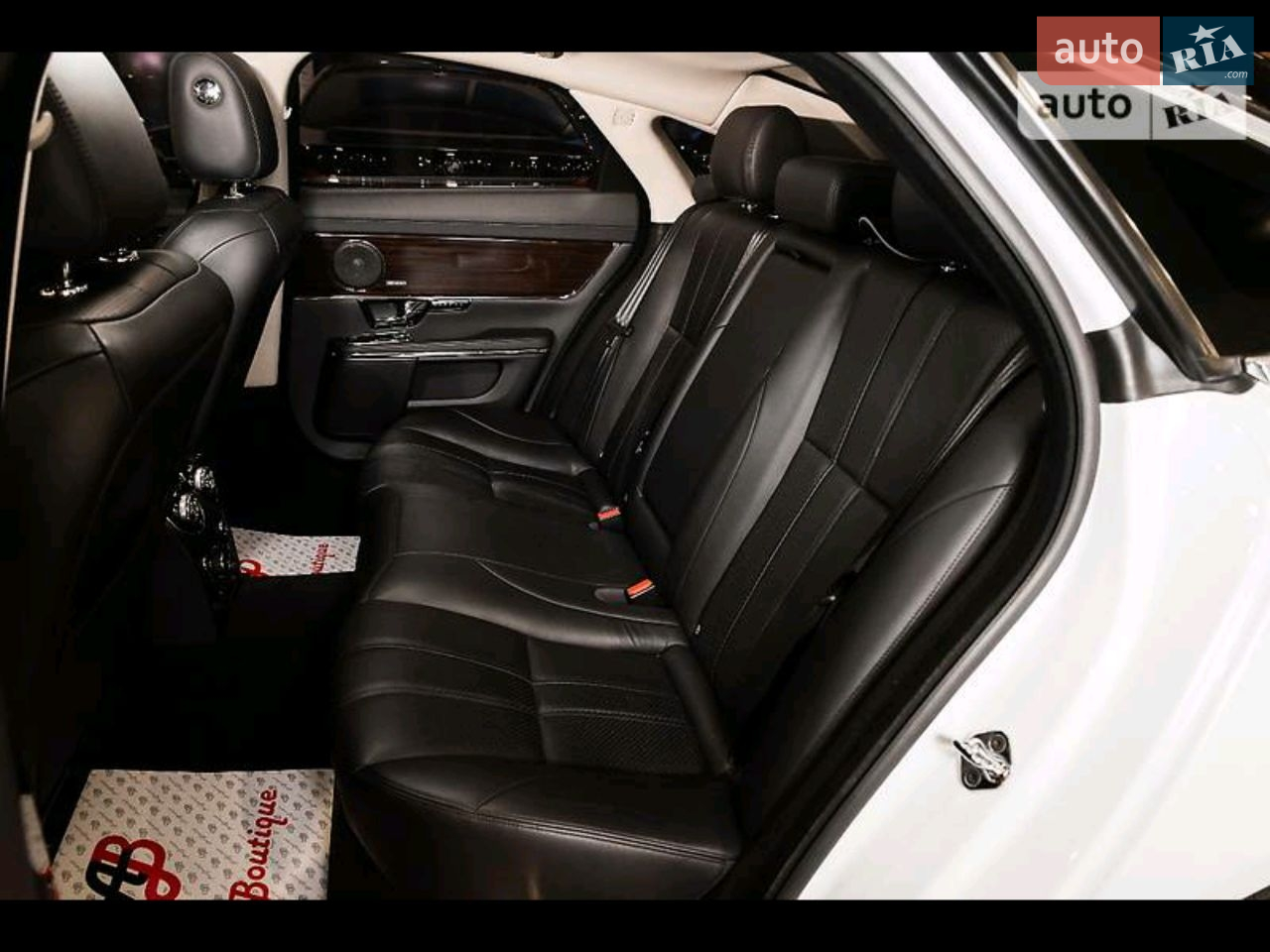 2013 Jaguar XJ - мініатюра 10