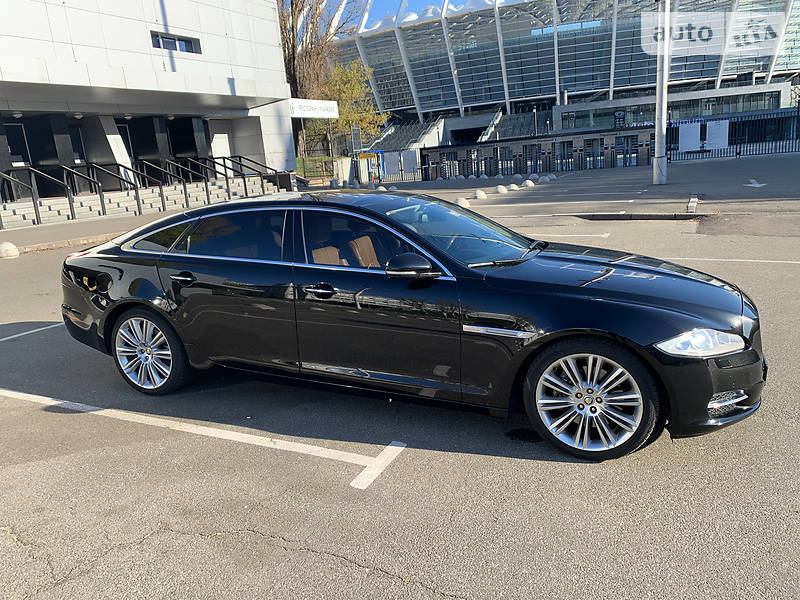 Седан Jaguar XJ 2010 в Києві