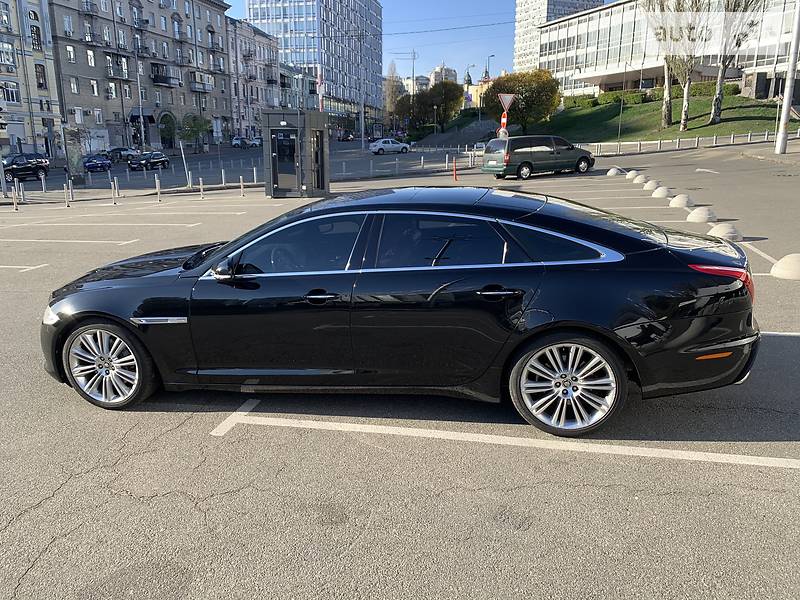Седан Jaguar XJ 2010 в Києві