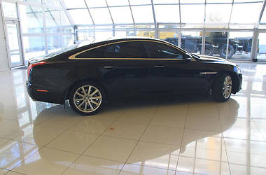 Седан Jaguar XJ 2011 в Киеве