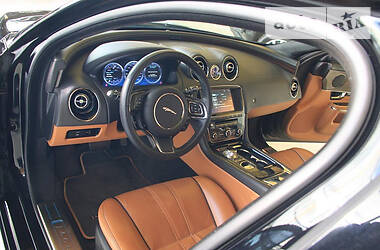Седан Jaguar XJ 2011 в Киеве