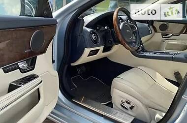 Седан Jaguar XJ 2013 в Сумах