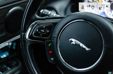 Седан Jaguar XJ 2014 в Харкові