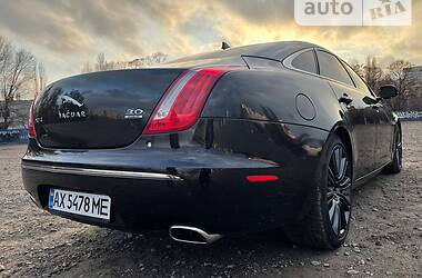 Седан Jaguar XJ 2013 в Харькове