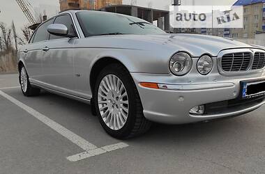 Седан Jaguar XJ 2006 в Києві