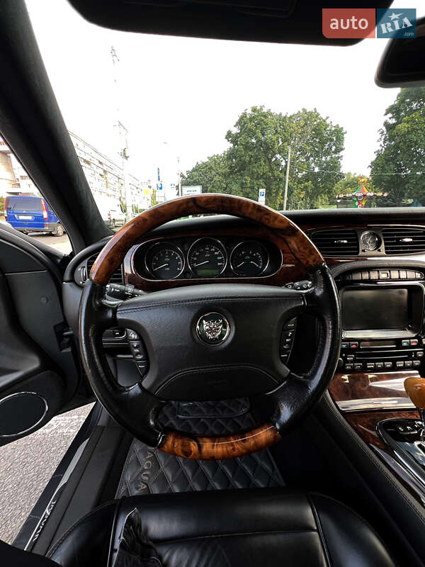 Седан Jaguar XJ 2006 в Днепре фото 51 Седан Jaguar XJ 2006 в Днепре