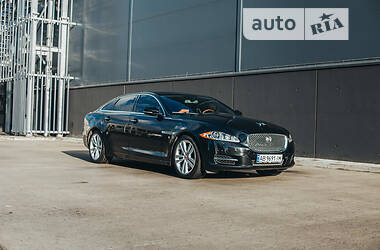 Седан Jaguar XJ 2013 в Киеве