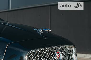 Седан Jaguar XJ 2013 в Киеве