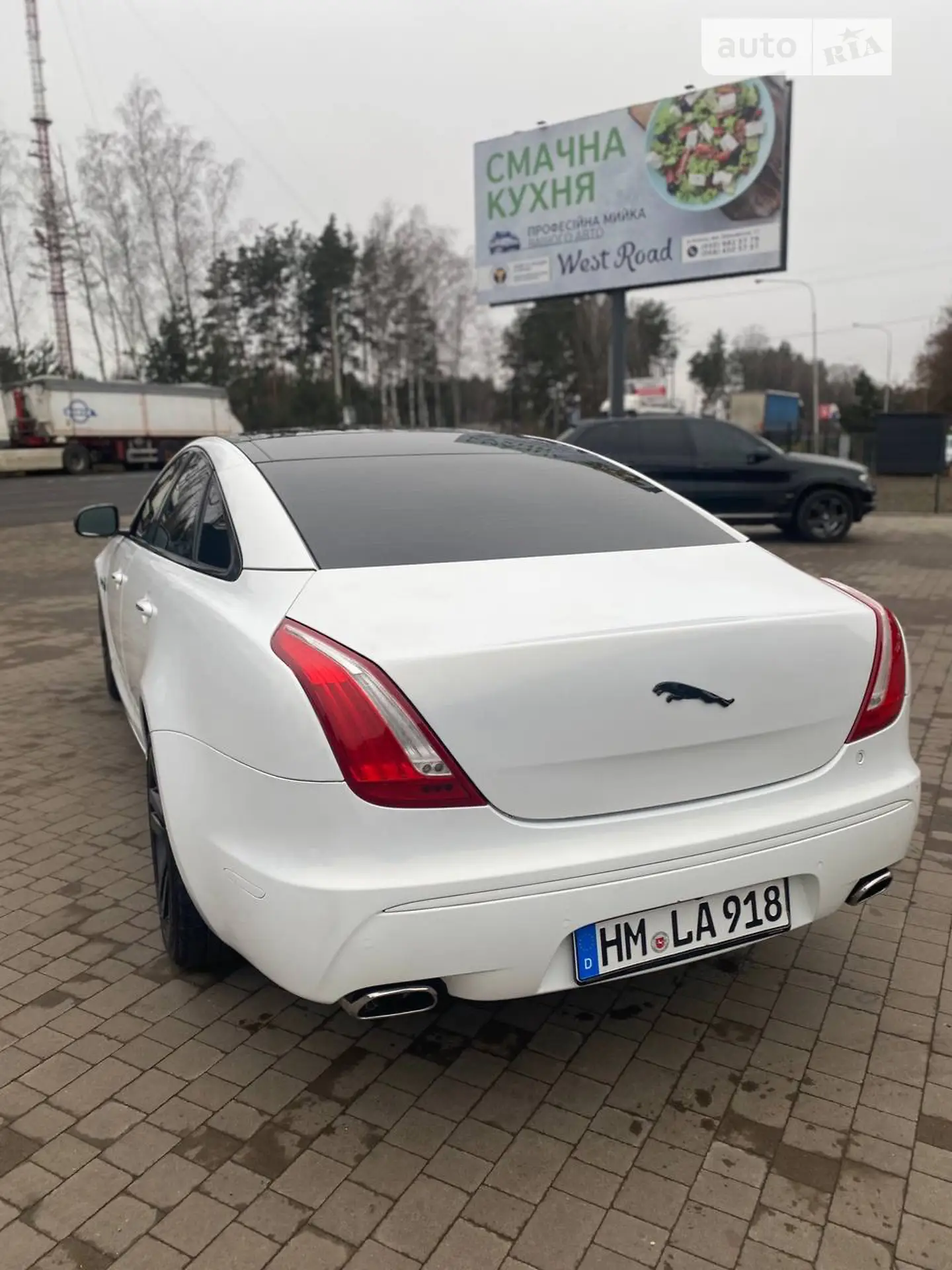 2011 Jaguar XJ - мініатюра 14