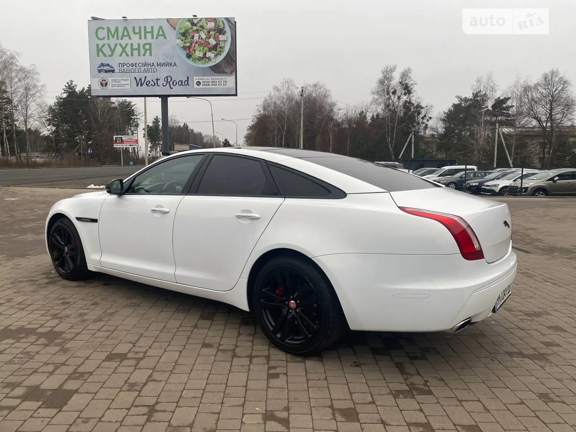 2011 Jaguar XJ - мініатюра 18