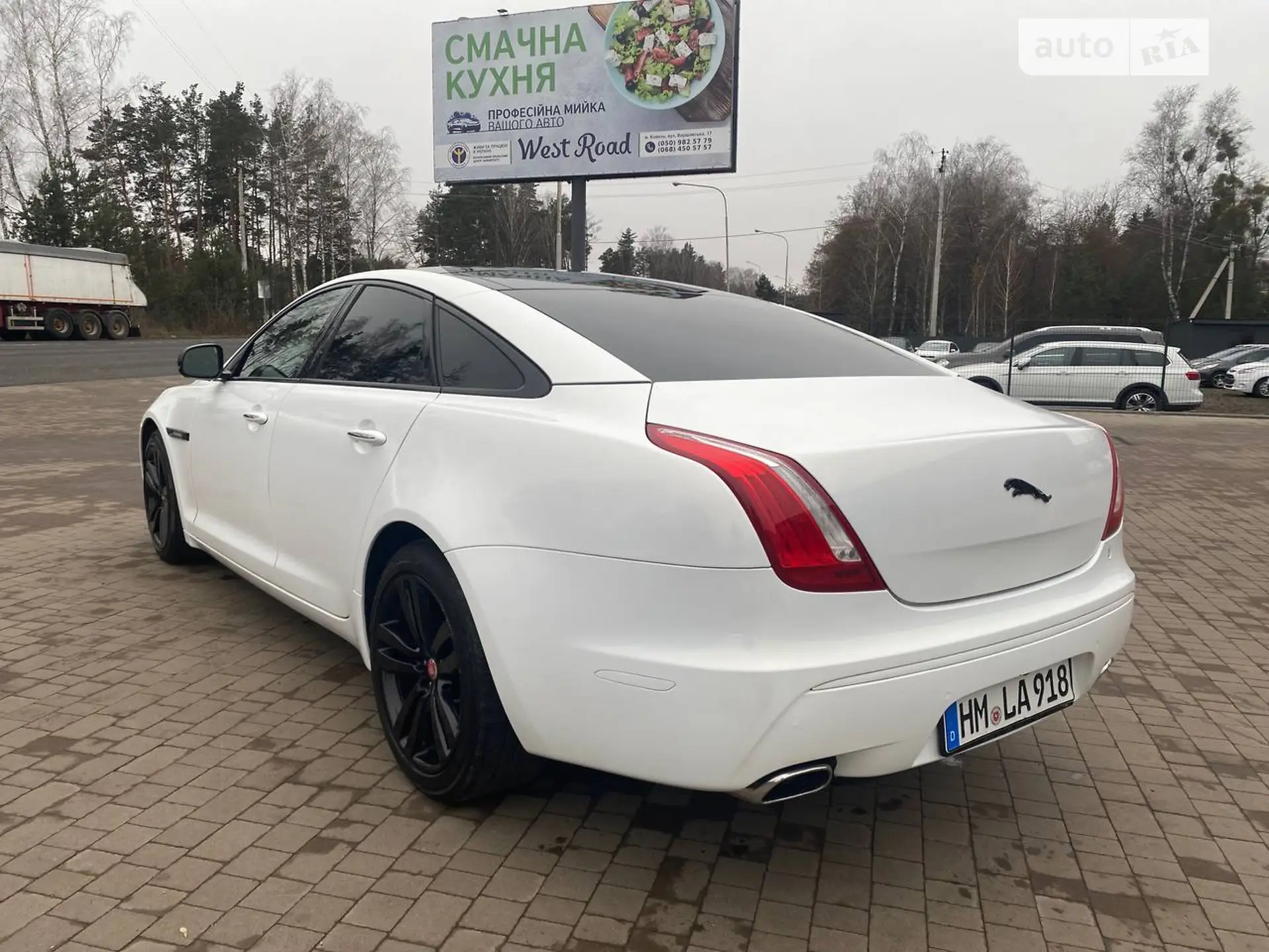 2011 Jaguar XJ - мініатюра 17