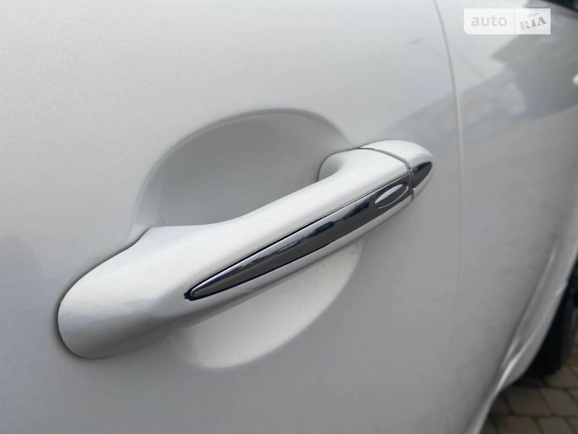 2011 Jaguar XJ - мініатюра 24