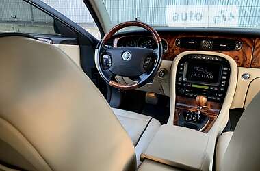 AUTO.RIA – Продам Ягуар ХДЖ 2008 (AE5885HI) дизель 2.7 седан