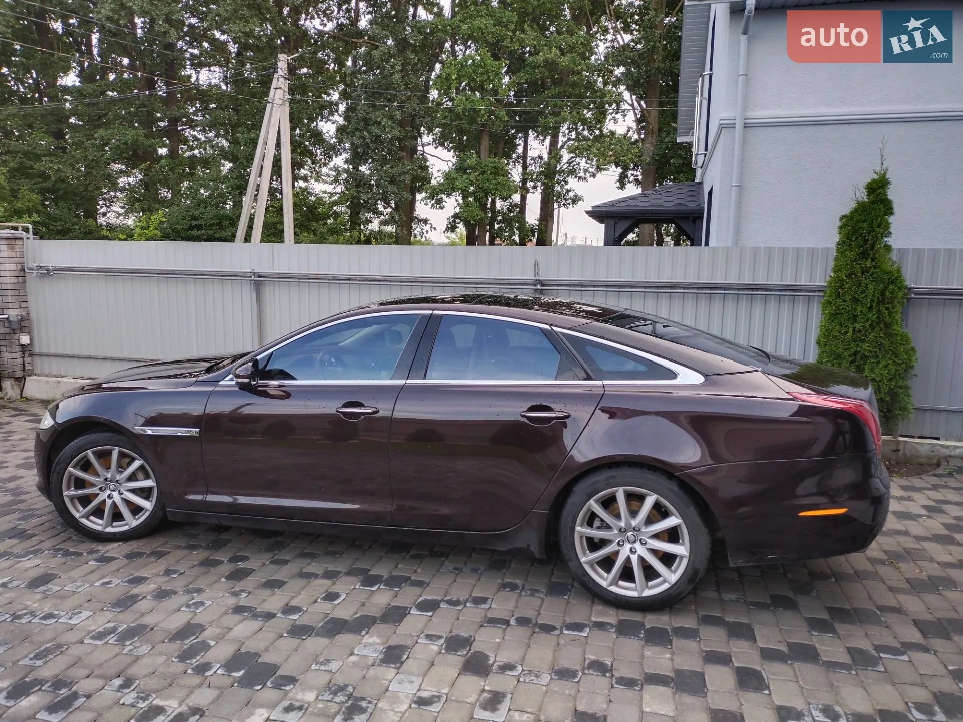 2011 Jaguar XJ - мініатюра 52
