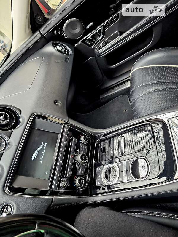 Седан Jaguar XJ 2016 в Одесі фото 10 Седан Jaguar XJ 2016 в Одесі