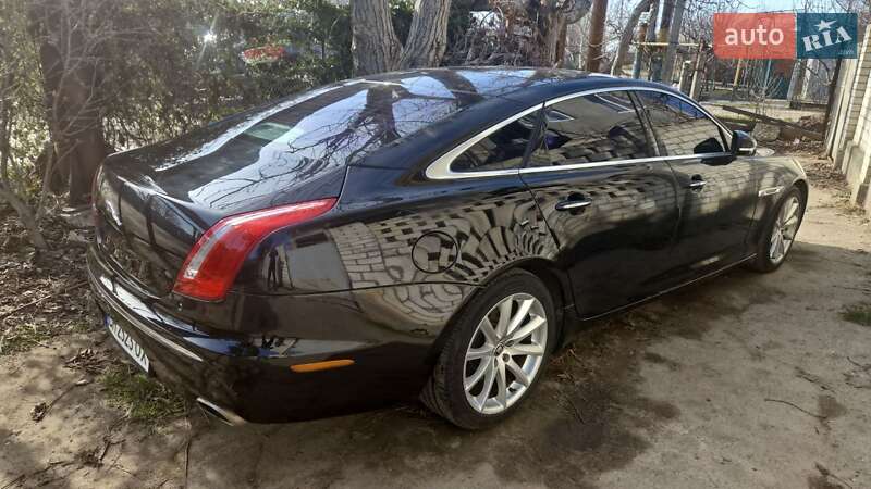 Седан Jaguar XJ 2012 в Одессе