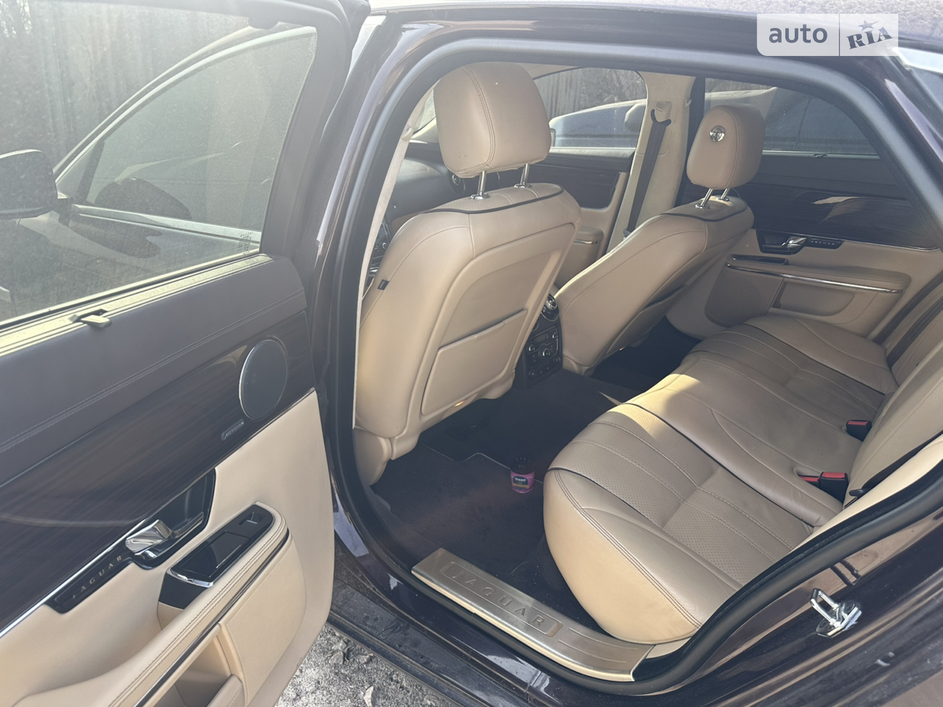 2013 Jaguar XJ - мініатюра 6